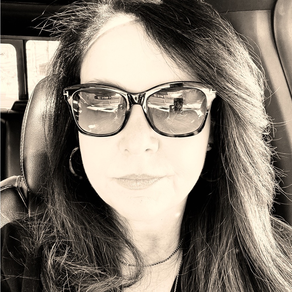 Meet your Posher, Cindy